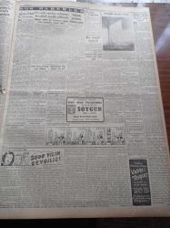 Cumhuriyet Gazetesi - 27 Kasım 1951 - Mecliste Dünkü Çetin Tartışmalar - CHP Kurultayı Dün Çalışmalarına Başladı - Arab Asya Bloku Yeni Bir Sulh Teklifinde Bulundu - Nadir Nadi - Afrika'dan Geliyorum 6 Yazı Dizisi - Nuri Said Paşa Ankara'ya Resmi Bir Ziyaret Yapacak - Fransız Artistleriyle Bir Görüşme - Suriye'de Lehimizde Neşriyat - Atatürk'ün Üniversitede Dikilecek Heykeli - Samih Nafiz Tansu - Denizcilik Bahisleri - 2000 Yılın Sevgilisi Refik Halid Karay Yazı Dizisi - Burhan Felek - Cevad Fehmi Başkut - Gripin - Fenerbahçe ve Galatasaray Basketbolcuları Ankara'ya Gidiyor - Ordu Takımımızın Galibiyeti - Hacı Altıner Paris'e Gidiyor - General Electric Ampul - Numeria - Blaupunkt Radyo - Alman Tippa Yazı Makineleri