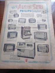 Cumhuriyet Gazetesi - 2 Aralık 1951 - Sovyetler Hükümetimize Yeni Bir Nota Verdiler - 1952 Bütçesi 1 Milyar 698 Milyon Kusur Lira - Güney Kaliforniya'da Hidrojen Bombası Fabrikası -  Churchill'in 77. Doğum Yıldönümü - Amerika İle Telefon Konuşması - Bulgarlar Türkiye'ye Muhacereti Durdurdular - Tekel Mamullerine Dün Zam Yapıldı - Fatih Sultan Mehmet'in Topları Dolmabahçe Stadı Önüne Konuldu - Burhan Felek Haftanın Şakaları - Afrika'dan Geliyorum 11 Yazı Dizisi - Falih Rıfkı Atay Sohbetler - Ducastel Radyoları - 2000 Yılın Sevgilisi Yazan Refik Halid Karay Yazı Dizisi - Mısır'da Kurtuluş Taburları Dağıtılıyor - Savarona İzmir'de - Türk İtalyan Kültür Anlaşması - Arapça Harflerle Gizli Yapılan Öğretim İle Mücadele Edilecek - Ömer Sami Coşar - Anadolu Ajansı - Galatasaray Dün İsveç Takımıyla 3 3 Berabere Kaldı - Günün Spor Hareketleri - Şeref Stadı - Sümer Sineması - Sulfaderme Yara Merhemi - Turkuaz Aile Saz Salonu - Salahaddin Pınar - Sabite Tur Gülerman - Altın Seri Philips Radyoları