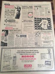 HÜRRİYET GAZETESİ  12 NİSAN 1966 YIL :18 SAYI :6446--Demirel , CHP 'nin  yardım  teklifi için  memnun oluruz dedi --- Nazmiye Demirel eşini vakit buldukça  gezmeye götürüyor --- Malatya da Ata 'nın  iki büstü ile  Türk  Bayrağı parçalandı ----Mukadder Öztekin  Adana dan  CHP nin   en kuvvetli adayı --Churçhill'in  heykelini  devirmeye çalıştılar ----Avrupa bizi hala Osmanlı  biliyor---Dünyanın en  küçük  şehri  Evropolis----Nihayet tuzağa düşmüş ,kıskıvrak yakalanmıştı   kadın avcısı : Donjuan Hasan ---Gol kralı olmak için  Beşiktaş'ı  galibiyetten etti  :Ahmet penaltıyı  atamayınca çok üzüldü---Hakkı Yeten : Galatasaray Ümitlenmesin ----Türkiye kupası  deplasmanlı  4. grup  maçlarının tarihleri belli oldu ---İki eski süvari  ve muharip  arkadaş olan  Türk subayı  ile  Alman  subayı  Teğmen  Niemack ve yüzbaşı  Ziya Bora  29 sene sonra yeniden  karşılaştılar ----