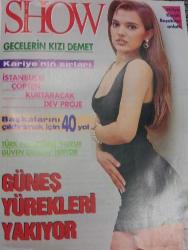 HÜRRİYET GAZETESİ-SHOW DERGİSİ-23 AĞUSTOS-1992-SAYI:22-DEMET AKALIN-KAPAK-FOTOĞRAF-RÖPORTAJ-MACAR- -JOAN COLLİNS-İMELDA MARCOS-SYLVESTER STALLONE-BURT REYNOLDS-MATHİLDA MAY-ARNOLD SCHWARZENEGGER-LADY DİANA-AHMET SELÇUK İLKAN-SADRİ ALIŞIK-ŞAKA İLE KARIŞIK-MARMARİS TURUNÇ-LOS ANGELES-CEMİL İPEKÇİ-THİERRY MUGLER-KARİYE MÜZESİ-RÖNESANS-JAPONYA-İKİNCİ DÜNYA SAVAŞI-HAKAN BAŞSEVER-İSTANBUL BELEDİYESİ-KENTLEŞME-ÇÖP DAĞLARI-FÜSUN ÖNAL-AŞKIN NUR YENGİ-HARİKA AVCI-BAYKUŞ-AKDENİZ-FOK-FOÇA-KARİKATÜR-BURÇLAR-BEYOĞLU-TÜNEL