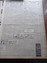Cumhuriyet Gazetesi - 11 Aralık 1951 - İşletmeler Bakanı Hakkı Gedik Dün Vazifesinden İstifa Etti - İkinci Rus Notasına Niçin Cevap Vermedik - Beyaz Sarayda Dün Yapılan Toplantı - Yeni Araba Vapurumuz Kızkulesi - Belediyecilik Derneği Kongresi Açıldı - Atina Büyükelçimiz Ruşen Eşref'in Sıhhi Durumu- Afrika'dan Geliyorum 21 Yazı Dizisi - İnsan Hakları Ve Yıldönümleri - Rasim Adasal - 2000 Yılın Sevgilisi Yazan Refik Halid Karay - 1951 Nobel Mükafatları - Paris'te 6000 Arab Tevkif Edildi - Burhan Felek - Üçüncü Kore Kafilesi İle Yurda Dönen Kahramanlar - İngiltere'de Profesyonel Futbol Endüstrisi - Borsa - Köy Düğünleri İçin Tedbir Alındı - Yeni Ses Opereti Guguk 50. Temsil - Pan American - Hoover Elektrik Süpürgesi - Güldner Motorlu Tulumbalar - Chevrolet Pikap - Çapamarka - Volvo T31 Traktör