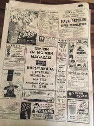 HÜRRİYET GAZETESİ  28 AĞUSTOS 1966 YIL :19 SAYI :6584---Ulaştırma Bakanı Açıkladı : Dört Büyük Tersanen Yapılacak----Şöhretlerde  aşkın esiri  Frank  Sinatra  ve genç karısı Mia  Farow--Amerikalı Senarist Stephen  Grims le  Ava tatlı bir  sonbahar aşkı yaşıyor --Nazar Film  :1966-1967 :Rona Film   ,1) Yedi Altın Adam ,2) Onuncu Kurban ,3) Ölüm Saçan Adam  ,4) Tuz Ekmek ,5) Kanlı Cellat ,6) Hitlerin  Gizli  Teşkilatı  ,7) Kaplanlar Kralı ,8) Bükülmeyen Kılıç ,9) Herkül ve Deniz Canavarı ,10) Serseri  Kurşun, 11)  Romel 'in  Hazinesi , 12) Kanlı  Miras , 13 )Silahlar Konuşsun , 14) Haydutlar Kralı ,15) Ateş Saçan Canavar ,16) Yedi Muhteşem Asi , 17)Bin Dolar İçin , 18 )  Herkül 'ün  Oğlu Babil de ,19) 002 İtalya dan  Sevgilerle ,20) Kardeş İntikamı ---Fenerbahçe -Galatasaray  maçı radyo vermeyecek ---Kamil Ocak : Meleksoy  'un  mukavelesi incelenecek ---Altay dün İzmir Spor la  golsüz  berabere kaldı ---