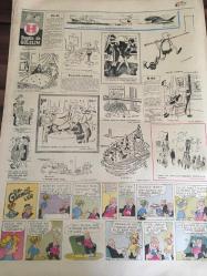 HÜRRİYET GAZETESİ  28 AĞUSTOS 1966 YIL :19 SAYI :6584---Ulaştırma Bakanı Açıkladı : Dört Büyük Tersanen Yapılacak----Şöhretlerde  aşkın esiri  Frank  Sinatra  ve genç karısı Mia  Farow--Amerikalı Senarist Stephen  Grims le  Ava tatlı bir  sonbahar aşkı yaşıyor --Nazar Film  :1966-1967 :Rona Film   ,1) Yedi Altın Adam ,2) Onuncu Kurban ,3) Ölüm Saçan Adam  ,4) Tuz Ekmek ,5) Kanlı Cellat ,6) Hitlerin  Gizli  Teşkilatı  ,7) Kaplanlar Kralı ,8) Bükülmeyen Kılıç ,9) Herkül ve Deniz Canavarı ,10) Serseri  Kurşun, 11)  Romel 'in  Hazinesi , 12) Kanlı  Miras , 13 )Silahlar Konuşsun , 14) Haydutlar Kralı ,15) Ateş Saçan Canavar ,16) Yedi Muhteşem Asi , 17)Bin Dolar İçin , 18 )  Herkül 'ün  Oğlu Babil de ,19) 002 İtalya dan  Sevgilerle ,20) Kardeş İntikamı ---Fenerbahçe -Galatasaray  maçı radyo vermeyecek ---Kamil Ocak : Meleksoy  'un  mukavelesi incelenecek ---Altay dün İzmir Spor la  golsüz  berabere kaldı ---