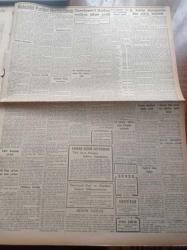 Cumhuriyet Gazetesi - 12 Temmuz 1956 - Muhalefet Partileri Dün Meclise Döndü - Ara Seçimlerinin Bu Sene Yapılmasına Dair Teklif Gürültülere Yol Açtı - Kıbrıs'ta Tedhişçilere Ani Baskınlar Yapıldı - Makarna Yeme Müsabakası - Bedii Faik'in Duruşmasına Dün Sabah Başlandı - Rüyam Kotrası Rakiplerinden 31 Deniz Mili Önde İlerliyor - Beykoz Fabrikası Tehlike Atlattı - Ferid Paşa Yalısını Örten Esrar Perdesi - Karanlıkta Sesler Yazan Perihan Zorlu - Burhan Felek - Üstad Münir Nurettin Selçuk Ve Korosu Bu Akşam Beşiktaş Bahçesinde - Resimli Romanımız Feci Bir Hata - Karacaoğlan Yazan Yaşar Kemal Yazı Dizisi - Bulmaca - Denizcilik Bankası - 150 Belediye Zabıtası Adayı Dün İmtihan Oldu- Galatasaraylı Sporcuların Babası Gündüz Kılıç - Rakipleri İçin Tehlike Üçüncü Beşiktaş - Film Yıldızı Cihan Işık Puro Tuvalet Sabunları Kullanıyorum Diyor - Doğubank