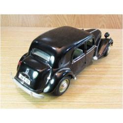 MaiSTo 1952 CITROEN 15CV 1/18 ÖLÇEK MoDeL ARABA....