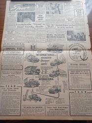 Cumhuriyet Gazetesi - 8 Ağustos 1956 - Cumhuriyetçi Millet Partisi'nin Dünkü Giresun Kongresi Hadiseli Oldu - Kıbrıs'ta Dün Radyoevinde Bomba Patladı - Periler Diyarında Bir Hafta Röportajı Yapan Yaşar Kemal - Kasım Gülek 90.  Defa Adalet Huzurunda - İsmet İnönü'nü Polisler Takip Etmiyormuş - Leyla Gencer San Francisco'da Temsiller Verecek -  Atatürk Mareşal Fevzi Çakmak Ve İsmet İnönünün Cumhur Reisliği - Hirfanlı Demirköprü Ve Kemer Barajları - Burhan Felek - Resimli Romanımız Kraliçe Gerdanlığı Resimli Romanımız - Karacaoğlan Yazan Yaşar Kemal Yazı Dizisi - Radyo Bugünkü Program - Remington Yazı Dizisi - Fenerbahçeliler Ahmed Ve Şirzad Bizimdir Diyorlar - Atatürk Kupası Maçları Bu Yıl Yapılacak - Cezmi Or Atletizm Yarışları - Gündüz Kılıç