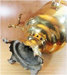 AnTiKa PİRİNÇ KöMüRLü RUS SEMAVERİ.........Büyük Boy-DAMGALI