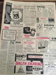 HÜRRİYET GAZETESİ 29 Eylül 1965 Yıl :18 SAYI :6256--Prenses Fazıla,Kayınpederi Ürgüplü fotoğraflı haberi--Talim - terbiye  borçlu  sınıf geçmeyi  2. defa  reddetti ---Türk Ortodoksların  lideri konuştu :  Patrikhane  ,Türk  adliyesini  B. Milletlere  şikayet edemeyiz ---Balkan  harbinde acele olarak subay çıkarılan  sınıf  300  şehit  vermiş ---Erzurumlu iki akraba  senenin  çöpçüsü seçildi ---Filipinler de ki   bir yanardağ  indifa  etti  ve 300 kişi öldü ----Karısını Eyfel kulesinden  atan adam yargılanıyor ---Zeynep  Tarımer  İngiltere  'nin  tanınmış  artistleri arasına  girdi ---Akaryakıt tankerini   kahve deposu yaptılar ---5-1 Rövanşı   -Sion  'un  büyük  kozu   sağiç  Eschmann  'dır---13 tutturan   boyacı   Haçik dün Toto' dan  244 bin lira aldı -- Beşiktaş , Vefa  maçı için  kampa giriyor ----Rusların  caz  kraliçesi de var  --Dünyanın  en küçük  alıcı ve  verici  telsizi yapıldı --- Lokomotifle çarpışan  dev fiilin sonu ----