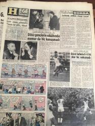 HÜRRİYET GAZETESİ   28 EKİM 1968  YIL :21 SAYI :7366---General De Gaulle  Galatasaray  Lisesinde  konuştu  : Şimdiki Fransa  size  çok yardım  yapabilir --Bir  akıl  hastası Atina da  Akropol 'ü  işgal  etti ----İki  gol atan  Metin yine  kendini   gösterdi  : Galatasaray   A.Ordu 'ya Acımadı  :4-0   --Bursa spor :1 Demir spor : 0 ---Altay ,90  dakika boyunca  daha  baskılıydı  :  Beşiktaş 'ın  sesi   çıkmadı :0-0---Vefa :2  Mersin  :1  ---Göztepe :1 Gençlerbirliği :1  -----500 yıllık  Türk -Fransız  Dostluğu ---İzmir asayiş yönünden  sessiz  bir şehir  olacak---Güzel  futbola  0-0 lık  skor hiç yakışmadı ---De Gaulle 'ün  İstanbul  tatili ----