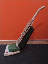 ANTİKA HOVEER ELEKTRİKLİ SÜPÜRGE (deluxe model 652A çalışır durumda)