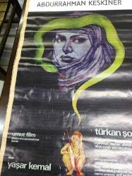TÜRKAN ŞORAY AFİŞİ / POSTERİ - BÜYÜK BOY - ORİJİNAL - 100 X 70 cm EBADINDA - Original Turkish Big Size Poster - ''YILANI ÖLDÜRSELER'' FİLMİ ÖZEL GÖSTERİMİ, 9 NİSAN 2011, KATILIMCILAR; YAŞAR KEMAL, TÜRKAN ŞORAY, GÜNEŞ KARABUDA, ZÜLFÜ LİVANELİ, TALAT BULUT, ANDURRAHMAN KESKİNER, YAPIKREDİ KÜLTÜR SANAT YAYINCILIK, KADIIKÖY BELEDİYESİ