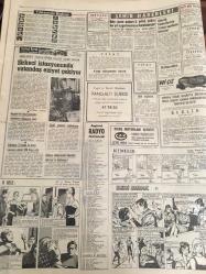 HÜRRİYET GAZETESİ  14 OCAK 1965 YIL :17 SAYI :6003---AP ve CHP 'liler  tartışmaya  başladılar -- Piyasaya sahte dolar süren bir  Fransız  ile bir  Musevi  yakalandı ----Hovarda  başkan  ,içtiği  viskilerin   parasını  bile  sendikadan  vermiş ----Dün Moskova 'ya dönen  Sovyet  Heyeti  Başkanı  :Podgorniy  , İnönü  'ye  uzun ömürler diledi ----Arap alemi  ve  Bulgaristan 'la  Dostluğumuz  İnkişaf Ediyor -----Köy içme suları  5 yıllık planı  bu yıl  uygulanmaya  başlanıyor ---Irak 'ta  kral  taraftarları   rejimi  devirmek  istemiş ----Amerika da  Naziler yine ortaya çıkmış ----Samsunlular el ele verip  bir radyo  istasyonu  kurdular ----En sevilen  takım  :Benfica ,kulübün  50 bin azası  mevcut ----Metin , affını  isteyecek :Galatasaray   genç takımının  2-1  mağlup eden  namzetler  zor durumlara düştü ----Beşiktaş ve  Galatasaray  pazar günü  hususi  maç  yapacaklar ----Demirel , Podgorniy  'le  konuşurken  İnönü  Rus  salatası  yiyordu ---