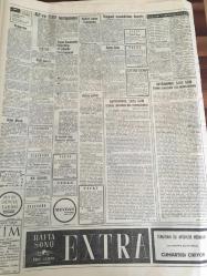 HÜRRİYET GAZETESİ  14 OCAK 1965 YIL :17 SAYI :6003---AP ve CHP 'liler  tartışmaya  başladılar -- Piyasaya sahte dolar süren bir  Fransız  ile bir  Musevi  yakalandı ----Hovarda  başkan  ,içtiği  viskilerin   parasını  bile  sendikadan  vermiş ----Dün Moskova 'ya dönen  Sovyet  Heyeti  Başkanı  :Podgorniy  , İnönü  'ye  uzun ömürler diledi ----Arap alemi  ve  Bulgaristan 'la  Dostluğumuz  İnkişaf Ediyor -----Köy içme suları  5 yıllık planı  bu yıl  uygulanmaya  başlanıyor ---Irak 'ta  kral  taraftarları   rejimi  devirmek  istemiş ----Amerika da  Naziler yine ortaya çıkmış ----Samsunlular el ele verip  bir radyo  istasyonu  kurdular ----En sevilen  takım  :Benfica ,kulübün  50 bin azası  mevcut ----Metin , affını  isteyecek :Galatasaray   genç takımının  2-1  mağlup eden  namzetler  zor durumlara düştü ----Beşiktaş ve  Galatasaray  pazar günü  hususi  maç  yapacaklar ----Demirel , Podgorniy  'le  konuşurken  İnönü  Rus  salatası  yiyordu ---