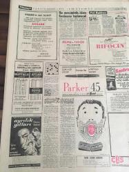 HÜRRİYET GAZETESİ 10 OCAK  1965 YIL :17 SAYI :5999---Kuşadası 'nda bir aşk kulübesi ---İtalya da iki Türk  mücevher   hırsızı  olarak aranıyor --Zirai kredi  3 milyar  287 milyon liraya yükseltildi --İş adamı  Vehbi  Koç Konuştu :Türk  Müteşebbislerini  Yıkmaya Çalışıyorlar  ---Gürsel , Rauf  Onursal 'ı   affetti ---Altay 'lı  Hikmet  ,Kulüp Reisinin  bir akrabasına  gönül verdi ---Orhan Apaydın  YTP  'den  istifa etti ----Almanya da iki yıl çalıştı ,iki  traktör getirdi---Hac mevsiminde İslam  Konferansı  toplanacak ---Schell 'in  haline  prenses  katıla katıla  gülmüştü ---İşçilerimiz  yeni bir dünya  görüşü ile  yurda  dönecekler ---Milletler arası  bir araştırmanın  raporu  :Çocuğunun kötü  yetişmesinde  yüzde 80  ailesi  mesul ---İstanbul  Tophanesi  ve Top Döküm Töreni ---Milli Ligde 1-1 biten  karşılaşmanın rövanşı  bugün  Fenerbahçe  -Beşiktaş  --PTT :1 Fenerbahçe :0  ----Beşiktaş ,G.Tepe'yi  güçlükle yendi  :3-2
