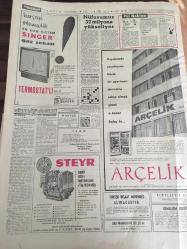 HÜRRİYET GAZETESİ  8 OCAK  1965 YIL :17 SAYI :5997---CHP Grubunda Milli Bakiye Usulünü Açıklayan İnönü :Bu  sistem  ile  mutlaka  koalisyon  olur dedi  ----Faruk  Çöl  'ün  kahyası  ithamları  reddediyor ---Altın  Mikrofon Armağanı  Yarışmasının 10 Finalisti  Belli Oldu --Zonguldak  Kömür İşçileri  Hükümete Sesleniyor :Münavebe  denen Osmanlı  Usulüne  artık  veda edelim ----Nüfusumuz   32 milyona  yükseliyor ----Avrupa da Türkler :Dertlerin en  büyüğü  ,dert  anlatamamak ---300 bin  gecekonduda 1,5  milyon insan  yaşıyor ---Villa da şahla görüşen  tek insan  ,Kahya kadın  Maria  Louise ---Uskan ,Doğu  ve  Yalaz  Kupası  İçin  Konuştu ---Sivori  :filim  çevirecek   ---Düşük  , çoraplı   futbolcunun çevireceği filmin adı   Altın  çocuk ------Yarışmanın  elemelerinde  10 müsabık  finale kaldı -----Mavi Işıklar  İlham Gençer  , Metin Alkanlı  , Yıldırım Gürses ,  Selçuk  Alagöz ,  Grup  Sonya Dores  ---