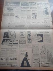 Cumhuriyet Gazetesi - 22 Kasım 1957 - Seçimler Hakkında Meclis Tahkikatı Açılması Katileşti - Başbakan Adnan Menderes Yeni Hükümeti Dün De Açıklayamadı - Eski Vali Fahrettin Kerim Gökay Vilayetten Taşındı - Yeni İstanbul Valisi Mümtaz Tarhan Parti Hayatından Çekiliyor - Sümerbank Maliyetleri Esas Tutuldu - Fezanın İlk Fatihleri Suni Peykler Yazı Dizisi - Seni Sevmek Kaderim Yazan Sinclair Levis - Fikret Saatçioğlu - Kıbrıslı Bir Türk Polisini Öldüren Katiller Bulunamadı - Asya Gribinin İkinci Turu - Kral Kupası Tenis Karşılamaları - Avrupalı Meşhur Terzi Carven Geldi - Asya Gribi Yüzünden Şehir Dram Tiyatrosunda Yeni Piyes Geri Kaldı - Pertevniyallilerin Aşure Günü - Dünyanın En Kuvvetli Adamı Jan Rayçeviç - General Electric Ampul - Sungurlar Çelik Kazanı - Fenerbahçeli Milli Oyuncu Seraceddin Kırklar Romaya Gidiyor - Atletizm Federasyonu Muvaffak Oldu Amerikalı Antrenör V.E. Francy Geliyor - Federasyon Kupasının Sekiz Takımı Maça Hazır - 100.000 Kişilik Stadın Temeli Mart'ta Atılacak