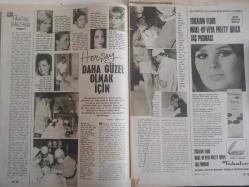 Ses Haftalık Aktüalite Sinema Tiyatro Müzik ve Gençlik Mecmuası Dergisi - 30 Mart 1968 - Faruk Ilgaz - Nedim  Demirel - Selda Alkor - Figen Say - Hülya Darcan - Gönül Yazar - Mildred Harris - Lita Grey - Dona O'neill - Paulette Goddard - Charles Chaplin - Sidney Chaplin - Durul Gence - Ali Ramazanoğlu - Erkan Yolaç - Cüneyt Arkın - Zeynep Aksu - Öztürk Serengil - İzzet Günay - Birsen Armağan - Kartal Tibet - Tunç ORal - Salim Dündar - Uğur Güçlü - Nil Kutval - Sezer Güvenirgil - Selda Alkor - Hülya Darcan - Aykut Bora - Mine Mutlu - Filiz Akın - Cüneyt Arkın - Sevda Ferdağ - Faye Dunaway - Marcello Mastroianni - Zeki Müren - Peri Han - Catherine Deneuve - Cevdet Sunay - Rana Cabbar - Vanessa Redgrave - Sophia Loren - Elizabeth Taylor fotoğraf ve haberi - Dergi Tam Değildir Sadece 26 Sayfası Mevcuttur