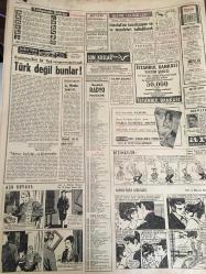 HÜRRİYET GAZETESİ  15 OCAK 1966  YIL :1 8 SAYI :6364---Demirel : hükümet  yüce divana  gitmeye hazırdır ---Doluyla  gelen  şiddetli  borada , sühunet  yarım  saatte  7 derece düştü ---İstanbul 'un  kanalizasyon  ve  su meselesi  halledilecek ---Obur çocukların boyu  kısa  kalıyor ---Ereğli  Demir ve Çelik  Fabrikaları  İdare meclisi İbra edildi----Türkiye  Liginden  düşmeyeceğiz ---Beşiktaş -Altay  oynuyor --Futbolculara  göre  : Irak 'ı  farklı  mağlup  edeceğiz ---Fenerbahçe  rakip arıyor ---Vefa  Kulübüne  Saha  hissesi  olarak  haftada  10 lira düşüyor ----Johnson 'un  mektubu  meclisi karıştırdı ---Marc Aryan  aşkını aradı  --Tanju  Gürsu ,İspanyollarla  renkli  bir  film  çevirecek ----