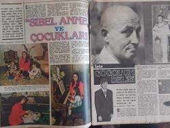 Ses Haftalık Aktüalite Sinema Tiyatro Müzik ve Gençlik Mecmuası Dergisi - 10 Ocak 1981 - Kemal Sunal - Gül Sunal - Romy Schneider - Gönül Yazar - Osman Diper - Nükhet Duru - Sibel Turnagöl - Mehmet Keskinoğlu - Raphael Lenne - Düşler Ne İşe Yarar? - Müjdat Gezen - İlyas Salman - Tarık Akan - Hisseli Harikalar Kumpanyası Açıyor Perdesini - Erol Evgin - Turgut Boralı - Adile Naşit - Ayşen Gruda - İlyas Salman - İnanılması Güç Mucizeler - Ertuğrul Bayırlı - Özgürlük Hareketi Çılgınlığa Döndü - Steve McQueen - Emre Kaptan - Amerika'da Paranın Kokusunu Aldı - Küçük Hatayla Kaybedilen 50 Bin Lira - Can Dancing'i Seven Adam - Amerika Yine Öde - Akira Krosawa - Selçuk Baran - Karlı Günlere Hazır Mısınız? - Ahmet Olcay - ORhan Gencebay - Köstebek - Bir Milyonerle Nasıl Evlenilir? - Kızıl Vazo - Frank Capra Yılları - Dikkat Casus Var! - Artık Sadece Kendi İçin Müzik Yapacak - Nilüfer - Ali Rıza Binboğa - Kemal Demir fotoğraf ve haberi - Tam Takım Dergi