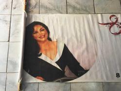 TÜRKAN ŞORAY BEZ AFİŞİ / POSTERİ - DEV BOY, 4 BUÇUK METRE -ORİJİNAL - 450 X 77 cm EBADINDA - Original Turkish Big Size Poster -Zeytinburnu Belediyesi- 8 MART DÜNYA KADINLAR GÜNÜ TÜRKAN ŞORAY FOTOĞRAF SERGİSİ, 8 MART 2017