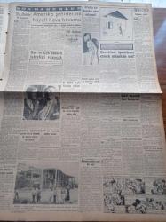 Cumhuriyet Gazetesi - 16 Temmuz 1957 - Londra Kıbrıs'a Dair Planını Açıklamayadı - Türkiye İçin En Son Fedakarlık Kıbrıs'ın Taksim Edilmesidir - Doktor Fazıl Küçük - Ortaköy İstinye Sahil Yolunun İmar Planı - Kapalıçarşının Dördüncü Kısmı Yarın Açılıyor - Asya Gribi Suriye İle Lübnan'ı Sardı - Amerika Gazetecileri Kızıl Çin'e Gidebilecek - İşçi Sanatoryumu Dün Törenle Açıldı - Senenin En Beğenilen Perde Ve Sahne Eseri Uyuyan Prens- Yanlış Zifaf Yazan Kemal Bilbaşar Yazı Dizisi - Üsküdar Tramvayları Belediyeye Devredildi - Burhan Felek - Balerin Tenasüp Önad Kopuz Parlak Başarı İle Dönüyor - Sana Nebati Margarin - Kıbrıs Meselesini İsmet İnönü Halledebilir- Adalet Takımının Davet Ettiği Molnar Dün Gece Geldi - 12. İstanbul Tenis Turnuvası Hazırlıkları - Fransa Ordu Takımı Dünya Şampiyonu - Galatasaray Basketbol Takımı Dün Sabah Uçakla Kars'a Gitti - Pan American - Opon Ağrı Kesici