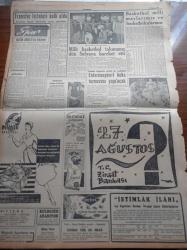 Cumhuriyet Gazetesi - 19 Haziran 1957 - İthal Mallarının Yeni Kar Hadleri - Suriye'de Nelerle Vakit Geçiriyorlar - Osman Bölükbaşı Cumra Ve Karaman'da - Kore Tugayı Kumandanlarından Celal Dora'ya İftira Eden Binbaşı 1 Ay 20 Gün Hapse Mahkum Oldu - Seçimler Hakkında Kasım Gülek'in Demeci - Pierre Loti'nin Bir Kahramanı İle Mülakat Yazan Adile Ayda - Yanlış Zifaf Yazan Kemal Bilbaşar Yazı Dizisi - Soprano Leyla Gencer'in Yeni Bir Muvaffakiyeti - Komünist Çin'de Rejim Buhranı - Bir Perde Kapandı Yazan Nihal Karamağaralı - Suzan Köktürk Beyaz Sarayda- Yehovacıların Duruşması - Enternasyonal Boks Turnuvası Yapılacak - Milli Basketbol Takımımız Dün Sofyaya Hareket Etti - Altın Jübilenin Hikâyesi - Piyale Makarnası - Blendax Şampuanı
