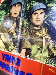 ORİJİNAL BEZ SİNEMA AFİŞ - MÜKAFAT, (Dov'è finita la 7ª compagnia? - Mais où est donc passée la 7ème compagnie) 1973, BEZ FİLM AFİŞİ / POSTERİ - BÜYÜK BOY - ORİJİNAL - 64 X 46 cm EBADINDA - Original Turkish Big Size Movie Poster - Robert Lamoureux,  Robert Lamoureux, Jean Lefèvre, Pierre Mondy, Aldo Maccione, Pierre Tornade, Jacques Marin, Paul Bisciglia, Robert Dalban, Alain Doutey, Magali Vendeuil, Marcelle Ranson-Hervé, Erik Colin, Robert Lamoureux, Florence Blot, Konrad von Bork, Michel Duchezeau, Jean-Claude Houdinière, Corinne Lahaye, Rudy Lenoir, Paul Mercey