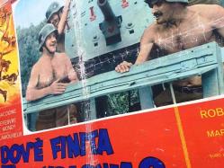 ORİJİNAL BEZ SİNEMA AFİŞ - MÜKAFAT, (Dov'è finita la 7ª compagnia? - Mais où est donc passée la 7ème compagnie) 1973, BEZ FİLM AFİŞİ / POSTERİ - BÜYÜK BOY - ORİJİNAL - 64 X 46 cm EBADINDA - Original Turkish Big Size Movie Poster - Robert Lamoureux,  Robert Lamoureux, Jean Lefèvre, Pierre Mondy, Aldo Maccione, Pierre Tornade, Jacques Marin, Paul Bisciglia, Robert Dalban, Alain Doutey, Magali Vendeuil, Marcelle Ranson-Hervé, Erik Colin, Robert Lamoureux, Florence Blot, Konrad von Bork, Michel Duchezeau, Jean-Claude Houdinière, Corinne Lahaye, Rudy Lenoir, Paul Mercey