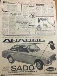 HÜRRİYET GAZETESİ    28 ARALIK  1966 YIL :19 SAYI :6706-Mualla Mukadder,Sahibinin Sesi plak reklamı-Anadol,araba otomobil ilanıAdamo,İstanbul’da Türk Hamamına gitti,Efes’i gezdi,Türkiye’ye doyamadım”dedi fotoğraflı haberi-Korseci Dilber reklamı-Şakiler , Diyarbakır da  bir şantiyeyi bastı ---TİP Mebusu Sadun Aren  Hakkında  Yaptığınız Yayın Maksatlı  ve Yanlıştır ----Çalışma Bakanı  Almanya 'ya  işçi yollayacağız dedi--- Yüksek  ücret  alan  daktiloların  lisan  kursu  parasını  da  bakanlık ödüyor ----Sovyetler  Kıbrıs 'a  silah vermiyor ---Personel  Kanunu  sadece maaş vermek değil  ----Fransa 'da kedi köpek  sesi ve  gürültüyle  savaş başladı -----1967 'nin  ilk  dev  maçı  için  hazırlık başladı  ---Gegiç : 4-0 lık maç bize  çok şey öğretti ---Eskişehir Spor  idarecilerine göre  üzücü  hadiseleri  hakem  hazırladı --Nihayet Metin  oynuyor ---