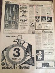 HÜRRİYET GAZETESİ  24 ARALIK  1966 YIL :19 SAYI :6702---Sele kapılan otobüs dereye uçtu  altı   yolcu  boğuldu --- Makarios : Yunan Hükümetini  Düşürdü --- CHP 'den   kovulan  Tahsin   Banguoğlu  :İnönü'cü   olmayı reddettim ----Araba  sahipleri  feryadı bastı  açlıktan  ölelim mi  ---Apak  istifa  denemesinde bulundu --- F. Gökay  : Madalyalar  manevi  değerle ölçülür --- İstanbul  Spor  -Feriköy  ---Gençlerbirliği -Göztepe ---Metin  ,İhtiyaç  hissedildiği an  takımda oynar --- Bulgaristan  'a karşı  kötü bir maç  çıkardık ---Bütün sporların esası  jimnastiktir ----İzzet Günay  ihtiyarlığı  benimsedim ---Avans  Kanun  Tasarısı Dün  Meclisten Çıktı --- Kıbrıs  işinde Türkiye 'yi  yine bazı  sürprizler  bekliyor ----