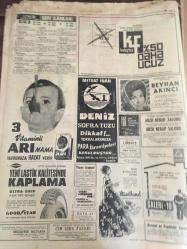 HÜRRİYET GAZETESİ  22 ARALIK 1966 YIL :19 SAYI :6700----Donama Akdeniz de alarma geçirildi  :Kıbrıs  Karıştı  B.Milletler Temsilcisi İstifasını Verdi ----Kosigin :Dostluk bize  çok şeyler  kazandırır ---Çekoslovakya  'nın  Rumlara silah  vermesini  Kosigin  tasvip  etmiyor -- -- Yunan  Başbakanı  istifa etti ----4 af  geçti  ,Ruben Asa neden hala   hapiste ?----Hamile kadın düştüğü kuyuda çocuk  dünyaya getirdi ----Futbolcu  ,idareci  ,seyirci  ve  müşahit  disiplini  şart  ----Apak : Hakemliğin  geleceğinden  endişe ediyorum ---  Romanya galibiyetinden  sonra Avrupa  Şampiyonasına Şansımız arttı ---Bir Japon Bilgini  Topalların  Ayağını Uzatıyor ---17 yıl sonra ayrılan   Gina ve Milko  , birer sevgili buldu ----