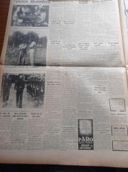 Cumhuriyet Gazetesi - 16 Şubat 1953 - Dini Tedrisata Dair Milli Eğitim Şurasında Tartışmalar - Bütçe Müzakereleri Bugün Mecliste Başlıyor - NATO Sulh Kervanı Sergisi Kuruluyor - Yeni Barem Kanunu Tasarısı - Fenerbahçe Vefa İle 1 1 Berabere Kaldı - İsrail Sovyet Gerginliği - Kore'de İlkbahar Taarruzu - Süveyş'in Tahliyesi İçin Görüşmeler- 3 Kadının Romanı Yazan Peride Celal Yazı Dizisi - Atlantikte Yelkenle 6000 Mil Yazan Sadun Boro Yazı Dizisi - Hüsnü Sadık Durukal - Eski Maliye Bakanı Halil Ayan Vefat Etti- Sabık Kral Faruğun Hayatı Filme Alınıyor - Doğubank - Cennet Yolu Yazan Steinbeck Yazı Dizisi - Şimal Buz Devri Diyarlarının Devesi Ren Geyiği - Kadınlar Celladı Landru Yazı Dizisi - Fransız Rejisörlerine Göre Türk Sahnesi - Vog Bali Çorapları - Nefis Arı Bisküvileri - Star Radyoları - Kuzuluk Maden Suyu Ve Sodaları