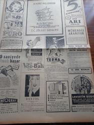 Cumhuriyet Gazetesi - 16 Şubat 1953 - Dini Tedrisata Dair Milli Eğitim Şurasında Tartışmalar - Bütçe Müzakereleri Bugün Mecliste Başlıyor - NATO Sulh Kervanı Sergisi Kuruluyor - Yeni Barem Kanunu Tasarısı - Fenerbahçe Vefa İle 1 1 Berabere Kaldı - İsrail Sovyet Gerginliği - Kore'de İlkbahar Taarruzu - Süveyş'in Tahliyesi İçin Görüşmeler- 3 Kadının Romanı Yazan Peride Celal Yazı Dizisi - Atlantikte Yelkenle 6000 Mil Yazan Sadun Boro Yazı Dizisi - Hüsnü Sadık Durukal - Eski Maliye Bakanı Halil Ayan Vefat Etti- Sabık Kral Faruğun Hayatı Filme Alınıyor - Doğubank - Cennet Yolu Yazan Steinbeck Yazı Dizisi - Şimal Buz Devri Diyarlarının Devesi Ren Geyiği - Kadınlar Celladı Landru Yazı Dizisi - Fransız Rejisörlerine Göre Türk Sahnesi - Vog Bali Çorapları - Nefis Arı Bisküvileri - Star Radyoları - Kuzuluk Maden Suyu Ve Sodaları