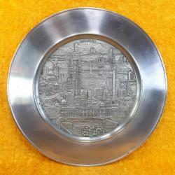 VINTAGE ROYAL SELANGOR PEWTER MALAYSIA 3 BOYUTLU KABARTMA DESENLİ METAL DUVAR TABAĞI