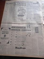 Milliyet Gazetesi - 4 Eylül 1960 - Kabineye Dün 6 Bakan Daha Tayin Edildi - Mehmet Baydur - Hayri Mumcuoğlu - Nasır Zeytinoğlu - Mehmet Raşit Beşerler - Tarık Zafer Tunaya Ve İsmet Giritli - Başkan Sıddık Sami Onar'ı İtham Etti - Trabzon Vapurunda 2 İtfaiye Eri Boğuldu - Şahap Kocatopçuoğlu - Atatürk Üniversitesi Rektörü Profesör Sabahattin Özbek İstifa Etti - Çetin Altan Köşe Yazısı - Yeni Trafik Kanunu 10 Günde Hazırlanacak - Abdülcanbaz'ın Maceraları Çizen Turhan Selçuk - Yarının Modern Mahallesi Merter Sitesi - Küba Kızıl Çin İle Münasebet Kuruyor - Roma Olimpiyatlarında Skandal Bisiklet Yarışçısı Knud Jensen Öldü - Halit Kıvanç Köşe Yazısı - Feriköy İlk Galibiyetini Dün Aldı - 1960 Roma Olimpiyat Oyunları - Galatasaray Vefa'yı Yorulmadan Yendi - Fenerbahçe Adana Demirspor'a Son 15 Dakikada Galip - Roma Olimpiyatlarında 10. Gün Rusya Şampiyonluğa Gidiyor