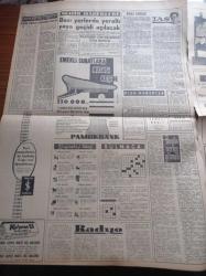 Milliyet Gazetesi - 31 Ağustos 1960 - 30 Ağustos Yurtta Törenle Kutlandı - Balıkesir'de İnkılap Mahkemesi İstendi - Kıbrıs'ta Da Türk Birliği Büyük Bir Geçit Resmi Yaptı - Halkevleri Türk Kültür Derneğine Devredilecek - Bakan Adayları Pazartesi Milli Birlik Komitesine Verilecek - Cesur Ürdün Kralı Hüseyin'in Uğursuz Tahtı - Bazı Yerlerde Yeraltı Yaya Geçidi Açılacak - Çetin Altan Köşe Yazısı - Kadın Yazar Vicki Baum Öldü - Akbank - Walt Disney - Pesen Film - Ayhan Işık - Neriman Köksal - Lale Oraloğlu - Göksel Arsoy - Muhterem Nur - 1960 Roma Olimpiyat Oyunları - 4 Güreşçimiz Finale Kaldı - Güreşçi Müzahir Sille - Mithat Bayrak - Kazım Ayvaz - Tevfik Kış - Safter Yılmaz Olimpiyatlardan Bildiriyor - Beşiktaş İstanbulspor'u Rahat Yendi