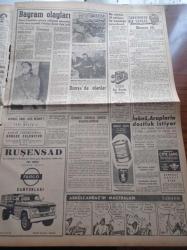 Milliyet Gazetesi - 21 Mart 1961 - Türkiye Tarım Bakanı:İşlenen tarım arazileri çok fazla,azaltılması gerekli,Çiftçi Sayısının Azaltılması Lazım - Adalet Partisi Lideri Ragıp Gümüşpala Dün Cemal Gürsel İle Görüştü - Tarım Bakanı Osman Tosun - Gericiler Dün Tel'in Edildiler - Anayasa Seçim Kanunu Mayıs'a Kadar Çıkacak - Türkiye Milli Talebe Federasyonu Kerkük Katliamlarına Son Verilmesi İsteniyor - Çalışma Bakanı Cahit Talas - Çetin Altan Köşe Yazısı - Bugünkü Falınız - Fargo Kamyonları - DYO Boyaları - Abdülcanbaz'ın Maceraları Çizen Turhan Selçuk - CHP Genel Başkanı İsmet İnönü Araplarla Dostluk İstiyor - Hayır Doktor Hayır Yazan Margueritte Lees- Marmara Sineması - Beşiktaş 2 Galatasaray 0 - Genç Takım Bulgar Millileri 2 0 Yendi - Darüşşafaka Türkiye Basketbol Şampiyonu - Fikret Kırcan - Eşfak Aykaç - Halit Kıvanç - Namık Sevik - Hakem Faruk Talu - Necmi Tanyolaç