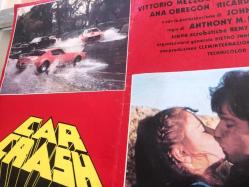 İngilizce  Amerikan ORİJİNAL BEZ SİNEMA AFİŞİ - Yarış Kurbanları, (Car Crash) 1981, BEZ FİLM AFİŞİ / POSTERİ - BÜYÜK BOY - ORİJİNAL - 65 X 45 cm EBADINDA - Original Turkish Big Size Movie Poster - Antonio Margheriti, Marco Tullio Giordana, Massimo De Rita, Concha Espina, Joey Travolta, Vittorio Mezzogiorno, Ana Obregón, Ricardo Palacios, John Steiner, Sal Borgese, Carlos Romano, Douglas Sandoval, Claudia Bono, Joaquín Amorós, Vicente Andrés, Luis Suárez, Jorge Dávila, Aldo Graziosi, Giovanni Luca, Giovanni Pietri, Massimo Reti, Antonio López, Raffaele Borgese