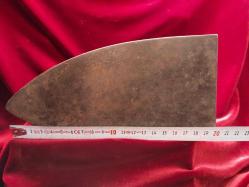 ÜTÜ ANTİKA KÖMÜRLÜ ÜTÜ (3).OLDUKÇA YAŞLI BİR DÖNEM ÜTÜSÜDÜR.KOLEKSİYONLUK BİR PARÇADIR 585