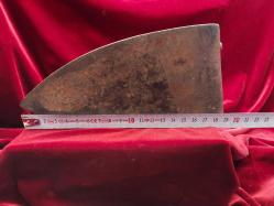 ÜTÜ ANTİKA KÖMÜRLÜ ÜTÜ (4) .OLDUKÇA YAŞLI BİR DÖNEM ÜTÜSÜDÜR.KOLEKSİYONLUK BİR PARÇADIR 693