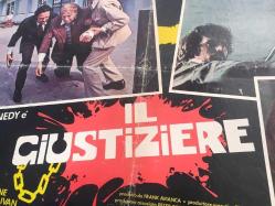 ORİJİNAL BEZ SİNEMA AFİŞİ - Acımasız, (IL GIUSTIZIERE - The 'Human' Factor) 1975, BEZ FİLM AFİŞİ / POSTERİ - BÜYÜK BOY - ORİJİNAL - 67 X 47 cm EBADINDA - Original Turkish Big Size Movie Poster - Edward Dmytryk, Peter Powell, Thomas Hunter, George Kennedy, John Mills, Raf Vallone, Barry Sullivan, Rita Tushingham, Shane Rimmer, Thomas Hunter, Frank Avianca, 	Haydée Politoff, Arthur Franz, Fiamma Verges, Danny Huston, Richard Harrison, Hillary Lief, Michael Mandeville, Mark Lowell, Jan Englund, 	Ann Ferguson, Lewis Charles, Corinne Dunne, Sharon Kellogg, Eugene Wade, West Buchanan, 	Conchita Airoldi, Jho Jhenkins, Vincenzo Crocitti