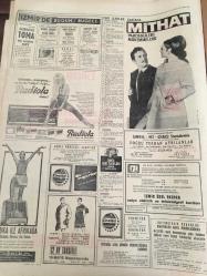 HÜRRİYET GAZETESİ  11 KASIM 1968  YIL :21 SAYI :7380---Nixon  'u  öldürmek  için  hazırlık yapan  3 Yemenli  suç üstü  yakalandı -- Büyük Ata 'yı  bir kere daha andık --Nato 'ya  gölge  düşüren adam ---TİP kongresinde sopa ve kavga  yumruklu  kavgalar çıktı --Ajax   ilk  25  dakikada  işi  bitirecek --Fenerbahçe Amsterdam  da --Ilgaz : Galatasaray  maçını   kaybedersek  ligden  çekileceğiz-----Göztepe  Romanya 'ya gidiyor --Gol adamı  Galatasaraylı   Metin  şikayetçi  çok tekme atıyorlar --Nahit  İmre 'nin  dostu  kalmadı --Bütün  fırıncılar  birleşti ---İmza  taklit  eden  katip  tahliye  kararı  yazmış --Gültepe de 30 Karslı  dövüştü  10 yaralı var ---