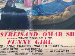 ORİJİNAL BEZ SİNEMA AFİŞİ - Komik Kız, (Funny Girl) 1968, BEZ FİLM AFİŞİ / POSTERİ - BÜYÜK BOY - ORİJİNAL - 66 X 46 cm EBADINDA - Original Turkish Big Size Movie Poster - William Wyler, Isobel Lennart, Barbra Streisand, Omar Sharif, Kay Medford, Anne Francis, Walter Pidgeon, Lee Allen, Mae Questel, Gerald Mohr, Frank Faylen, Mittie Lawrence, Gertrude Flynn, Penny Santon, John Harmon, Thordis Brandt, Bettina Brenna, Virginia Ann Ford, Alena Johnston, Karen Stride, Mary Jane Mangler, Inga Neilsen, Sharon Vaughn