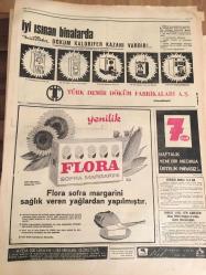 HÜRRİYET GAZETESİ  9  KASIM 1968  YIL :21 SAYI :7378---Sovyetlerin idareyi tekrar  ele alınması  muhtemel  :Çekler , Ruslar bayraklarını ateşe  verdi --- Lotto  'dan  500 bin  Mark  alan Necati  Kocabey  memleketine  dönecek --- Amerika Nixon 'dan  bir mucize bekliyor --Türkiye 'nin  tek  dişi şakisi  ,elinde silah  sevgilisi  ile birlikte  soygun yapıyor ----Demirel :Bir takım  yürüyüşler oluyor diye asabımız bozulmasın   dedi ---- Gezmek için    kaçırdığı  kamyonla gece sahil  yolundan  denize uçtu --Zeytin  mahsulü  rekor seviyede ----2 sakat leylek  Bostanlı  halkına  misafir kaldı --İki Türk Hollanda 'ya  esrar sokmak  isterken  yakalandı ---İzmir de Halkapınar  semtine 18  milyon  liraya  Balkanların  en modern  garajı  yapılacak --Büyüklere musallat   olan  başkent  takımı 19 Mayıs  'ta  kapanını kurdu --Fenerbahçe'nin  Hollanda 'ya  gidecek  kadrosu  açıklandı ---Yenal  beş  federasyonu  başkanını  değiştiriyor -- Doktorlar  Hacettepe 'ye   neşter  vurdu --