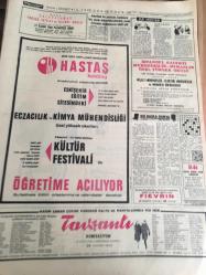 HÜRRİYET GAZETESİ   3 KASIM  1968 YIL ::21 SAYI :7372----Yağma Bitti  Sahiller Artık Satılamayacak --- Demirel : AP de Hizmet  Yarışının Yarattığı  Bir  Çekişme  Vardır  ---- Meşhurların heykeltıraşı  :Atatürk  fevkalade  hatlara  sahip dedi --- Nixon kaba  kaba konuşunca  demokratlar da  ağızlarını  açtılar ---Trafik  kazalarında insan ne kadar zarar görüyor --Siyah  -beyazlılar  7. dakikada  1-0  yenikti  - Beşiktaş  'a  Şeker Spor  hafif  geldi  :3-1  --Altay :1  A.Ordu  --:1--Türkiye  liginden  beş zorlu maç var -- Güreşinizi Yaşar  Dogu  ile   gömdünüz -- Demir Spor  Gole Doydu : 6-1  ---Bigadiç  AP  kongresinde  milletvekilleri  meclis  açıldı  burada ne işiniz var  diye protesto  edildi ---