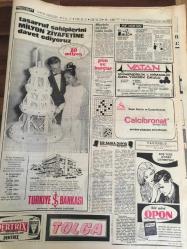 HÜRRİYET GAZETESİ 29 EKİM 1968 YIL :21 SAYI :7367---29 Ekim 1923 Meclisten Bir Seda  Yükseliyordu  :Yaşasın Cumhuriyet ---- Cumhuriyeti  Nasıl Kurduk ? Yazan :Kemal Atatürk  ---De Gaulle Ankara 'ya gitti  : Başkan , Sultanahmet   Camii  ve Topkapı  'ya  Hayran Kaldı -- Fransa 'yı  ilk  defa ziyaret  eden  Türk  devlet  başkanı  Sultan  Abdülaziz  oldu ---Fenerbahçe  fena tokat  yedi : 3-0---İzmir  Spor  :1  Eskişehir :0----Alman  generalleri  , NATO  'da ki  Türk  casus Nahit İmre  'nin  yüzünden  intihar ettiler ---Büyük  casusluk  şebekesinin  başında  Rusya 'ya  kaçmış  olan  İngiliz  ajan  Kim  Philby  var ---Otobüsle  kamyon çarpıştı  21 ölü  var -- Resmi  görüşmede  ikili  ilişkiler  ele alındı ---