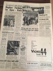 HÜRRİYET GAZETESİ 16 EKİM  YIL :18 SAYI :6 P273----Bölükbaşı  Millete  Küstü ---Demirel  Neyin intikamı  kimden alınacak --Petrol  davasında  CHP  samimi  değil ----Rumlar , Kıbrıs 'ta  hücuma başladı --İntiharla  önleme  merkezi  kurulacak ---Fransız  kadınları  gönüllü  casus  oldu --Beykoz  -Feriköy  İst .Spor  -Vefa ---Polonya İskoçya  'yı  2-1  yendi ---Göztepe maçı  için  , eksik  kadrolu   Fenerbahçe  bugün  İzmir  'e  gidiyor --Atletizm  milli  takım  tesbit  edildi --Almanya  , Hindistan  , Amerika  Filmi  satın  almak  istediler ---Hanife Gümüşpala  Demirel 'i   tebrik etti --- Rumlar  , Kıbrıs ta  hücuma   başladı  -- Barajlar kralı  iktidarda---