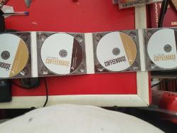 ULTIMATE COFFEEHOUSE 4 CDS OF THE GREATEST CAFE MUSIC 4 CD