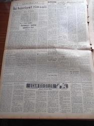 Ulus Gazetesi - 18 Mart 1950 - Subay Aylıkları Kanun Tasarısı Meclisten Çıktı- İsmet İnönü'nün Dünkü Kabulleri - Çanakkale Zaferinin Yıldönümü - Hindistan Pakistan Münasebetleri - Aktay Motörü Hadisesi - İşçi Partisinin Çoğunluğu Beşe İndi - Milli Savunma Bakanı Hüsnü Çakır - Peyami Safa Köşe Yazısı - Hüseyin Cahit Yalçın - Hasan Ali Yücel Köşe Yazısı - Uçan Gölgeler Yazan Server Bedi Yazı Dizisi - Komünist Çin'de Kıtlık Başladı - Birleşmiş Milletler 1950 Programı - Feyha Talay'ın Konserleri - Yedi Düvele Karşı Koyan Mehmetçik - Çanakkale Zaferinden Hatıralar - Selim Sırrı Kayaalp - Nazmi Dolunay - Hemşire Nimet Yazan Azmiye Hami Güven Yazı Dizisi - Mualla Gökçay Aile Saz Salonu - Milli Eğitim Maçları Bugün Başlıyor - Ankara Boksörleri Çalıştırıcı Buldular - Binbaşı P. Martin Birinci Sınıf Bir Antrenördür