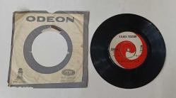 YILDIZ TEZCAN * PERİŞANIM * KARA KAŞLI HATİCEM * 45LİK PLAK